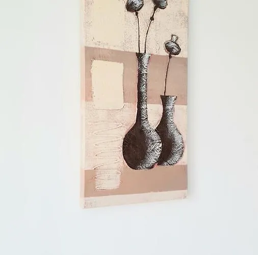 Salford Ark Comfort Stays Near Salford Royal And Trafford Centre Manchester