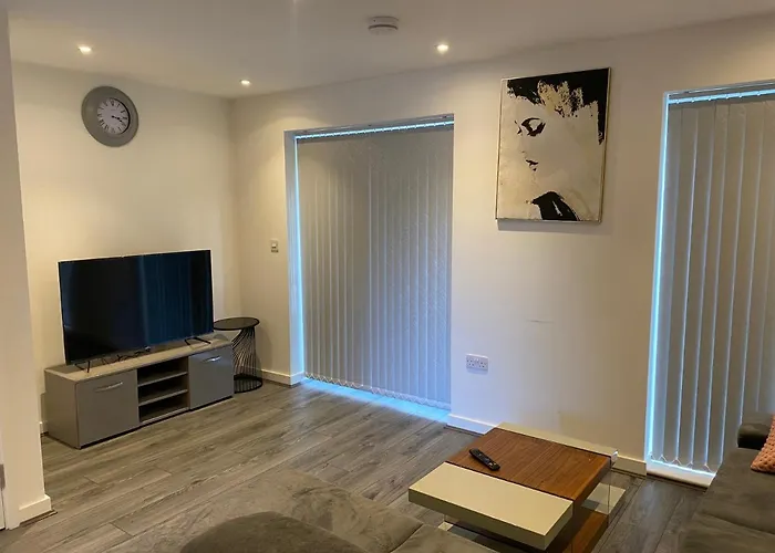 Stan Luxury Home Manchester