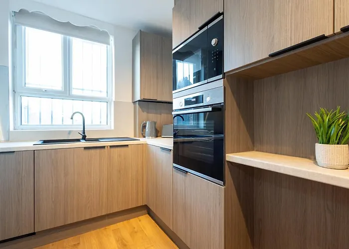 The Withington-Close To Christie & City Centre Manchester