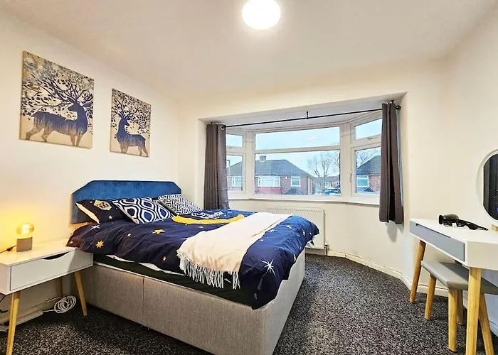 Swinton, Manchester Apartment