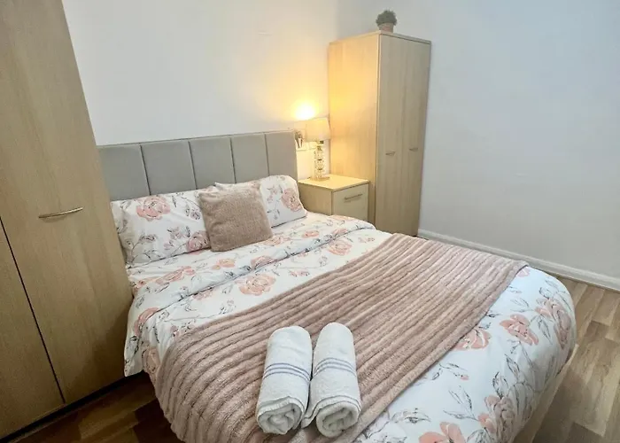 House In The Heart Of Manchester Apartment