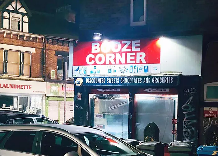 Chorlton Townhouse Villa Manchester