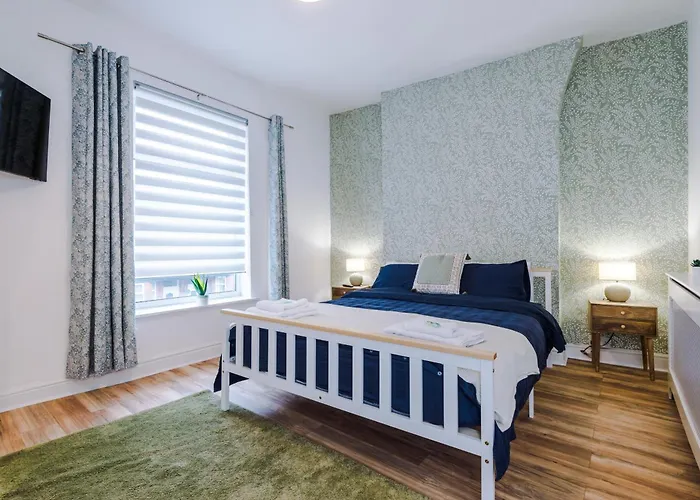 4 Bedroom Victorian House Manchester