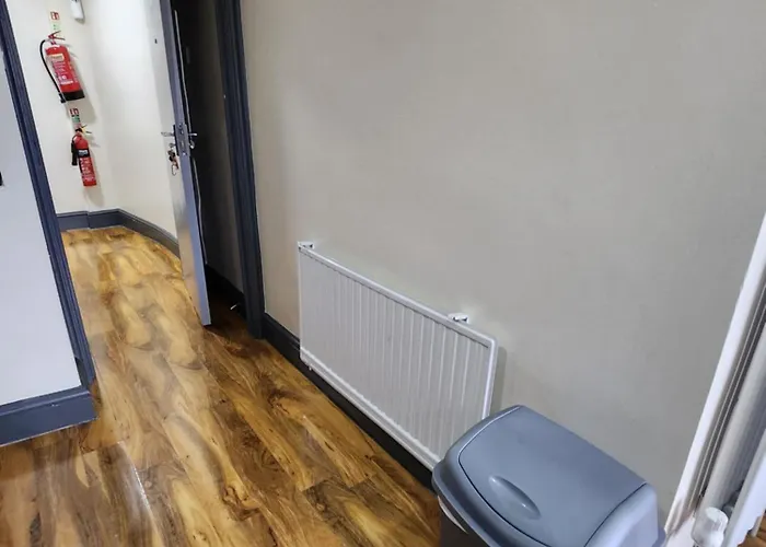 133 A Park Road Apartment Manchester