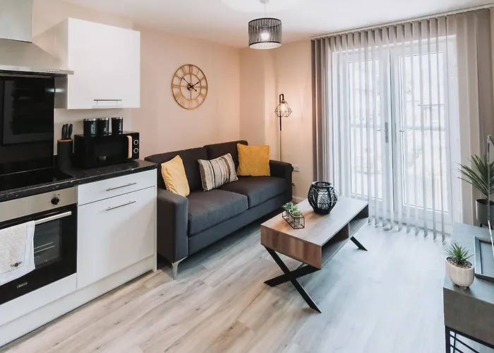 Ideal Lodgings Near Old Trafford Manchester