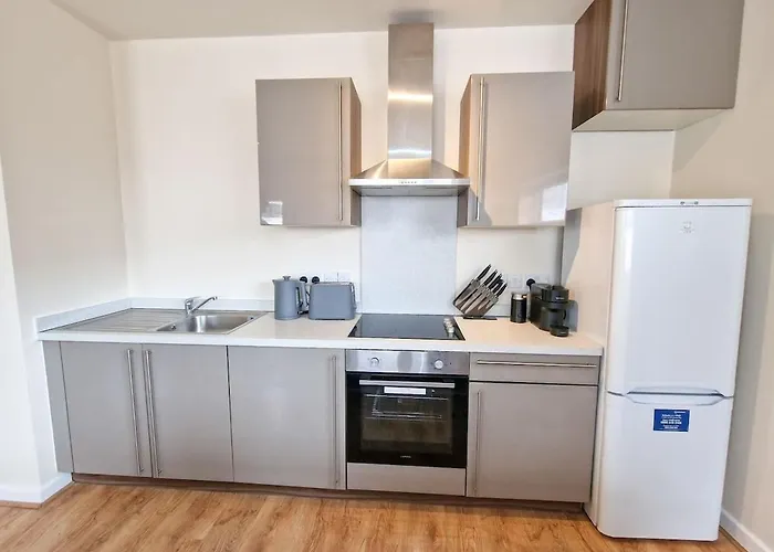 2 Bed City Centre Flat Free Parking Manchester
