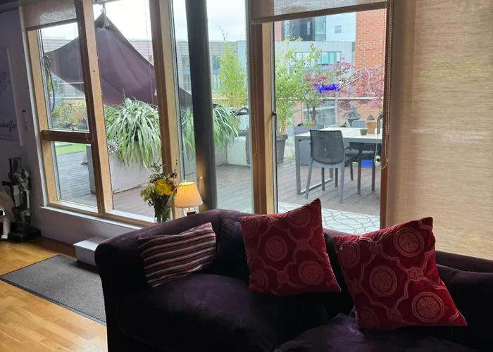 Ancoats Getaway With Terrace And Hot Tub Apartment Manchester