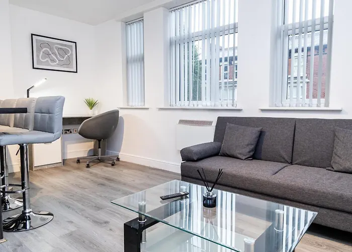 1 Bedroom Apartment In Chorlton Central Manchester