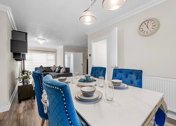 Stylish 3-Bed Close To Mcr City Centre For 8 Guests Manchester