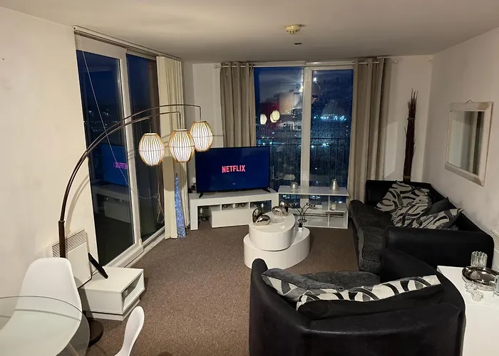 Walking Distance From Etihad And Coop Arena Parking Free Apartment Manchester