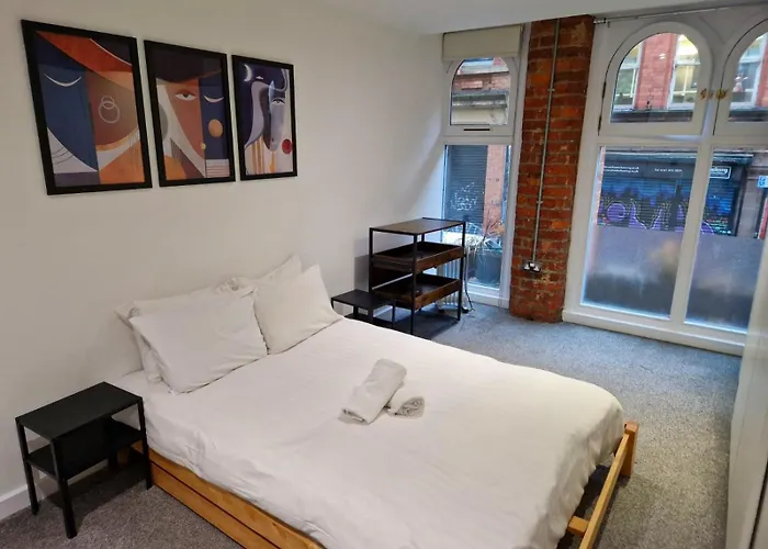 1 Bed Northern Quarter Flat Tib Street Manchester