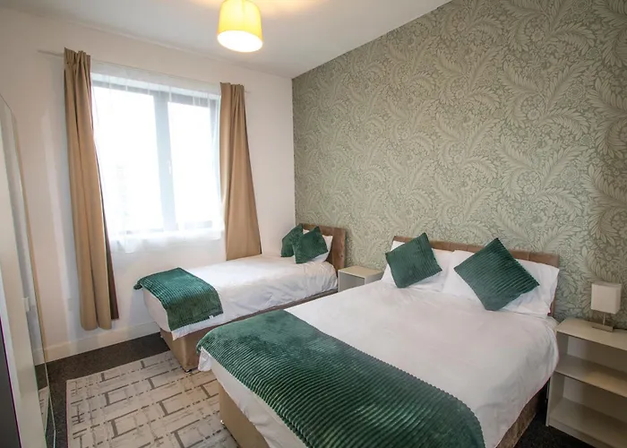 Ideal For Groups - 2 Bedroom Apartment - Free Parking, Transit Links, Close To Stadiums Manchester