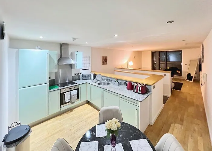 Modern Duplex Apartment City Centre Manchester