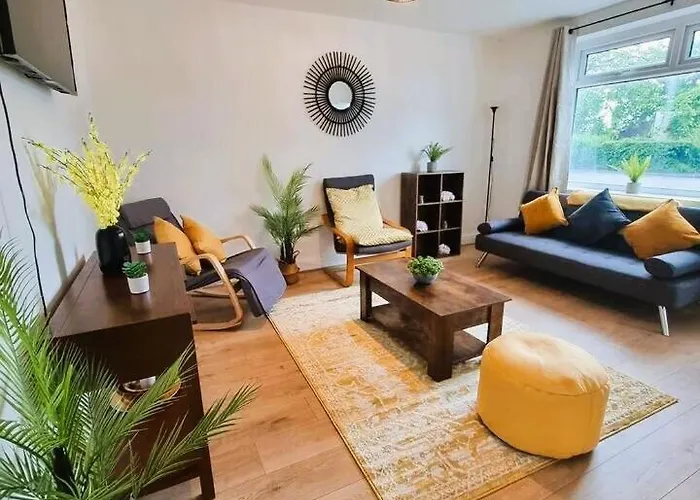 3Br House-Apartment-Free Parking-Manchester Airport