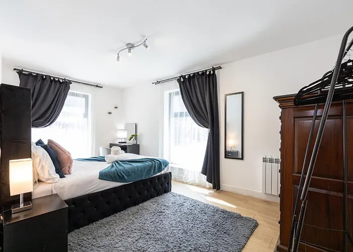 Stylish 2-Bed Apartment In Manchester City Centre