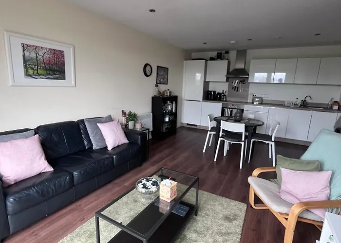 Double Bedroom - Private Bathroom - City Centre Manchester