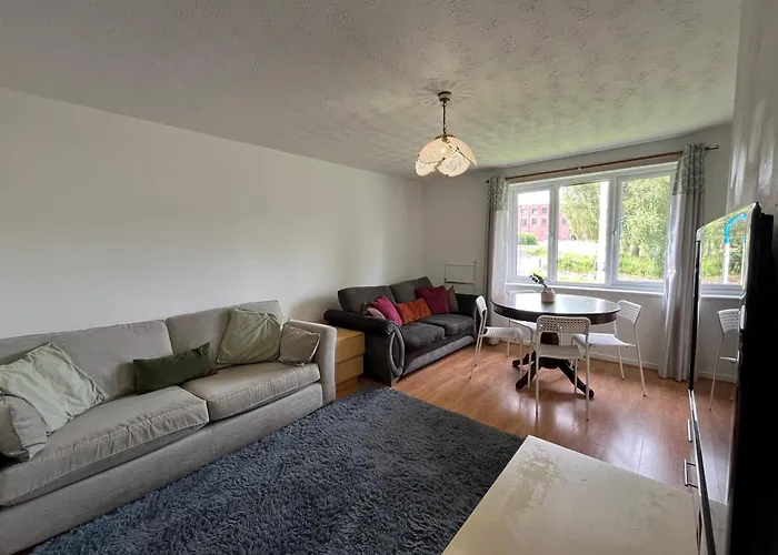 Cosy 2 Bedroom Apartment Near City Centre Manchester