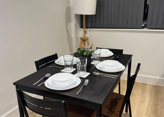 Elegant Apartment Near Stadium Free Parking Manchester