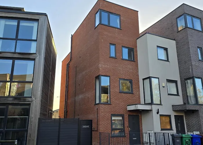 Prime Breaks Apartment Manchester