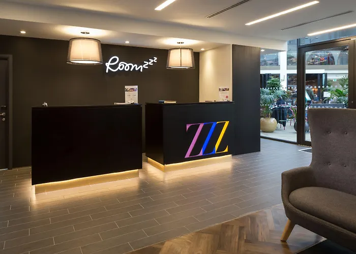Roomzzz Manchester Victoria