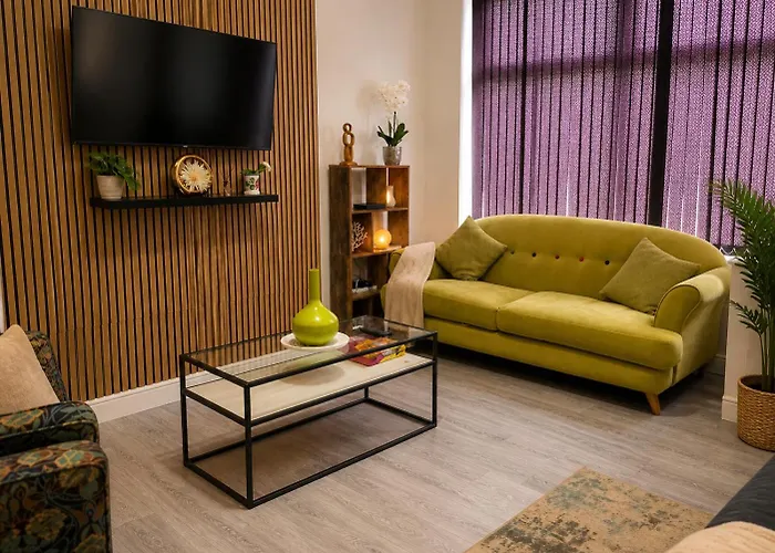 The Russell Residence By Alexandra Park Manchester
