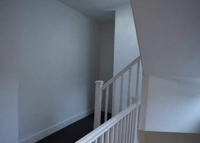 Spacious Shude Hill Apartment With Balcony Mánchester