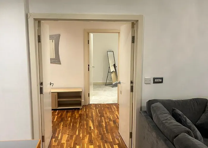 Luxury 2 Bedroom Apartment Manchester City Centre With Free Parking