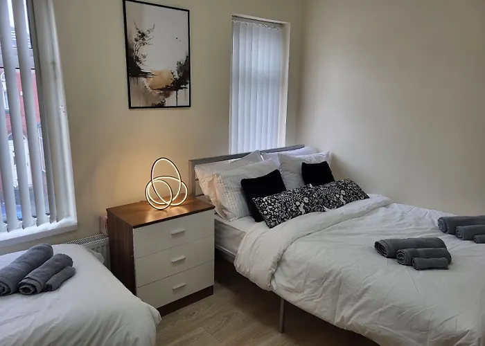 Rooms In Manchester 6 Minutes Drive To Victoria Station